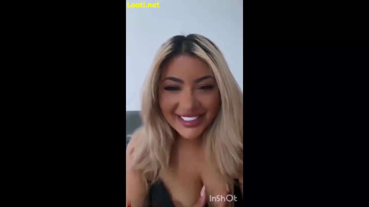 لایو داف خشگل ایرانی نوک ممه هاش معلوم میشه.mp4 - تماشای آنلاین در بکن تو