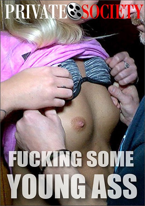 Blondes Have More Sex 8